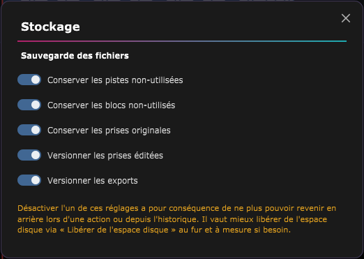 La fenêtre Stockage, avec les cinq interrupteurs de la section Sauvegarde des fichiers et l'avertissement en orange.